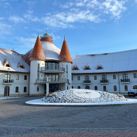 Hungarikum Hotel Lakitelek Kültér fotó